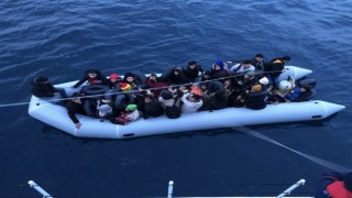 Ayvacık açıklarında 69u çocuk 169 kaçak göçmen yakalandı
