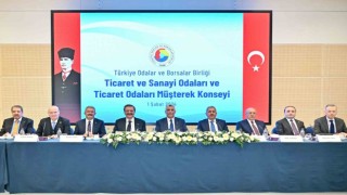 Bakan Bolattan dampingli ihracat yapan ülkelere mesaj: “Uysal koyun konumunda değiliz”
