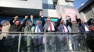 Bakan Göktaş, Eskişehirde Seçim İrtibat Ofisi açılışına katıldı