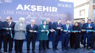 Bakan Göktaş: Gençlerin geleceğe hazırlanması hepimizi ilgilendiren çok özel bir alan
