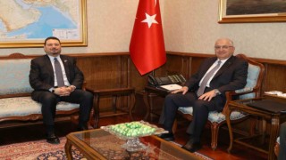 Bakan Güler Suudi Arabistanın Ankara Büyükelçisi Abualnasrı kabul etti