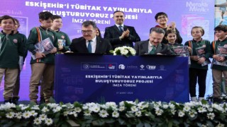 Bakan Kacır: “Türkiye Yüzyılının mimarı gençlerimiz başarı hikâyelerimize yeni sayfalar ekleyecek”