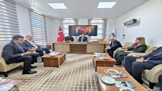 Bakan Özhaseki, Doğanşehir Belediyesini ziyaret etti