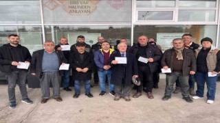 Balıkçı Kenan ve yerel gazeteciler, depremzede vatandaşları unutmadı