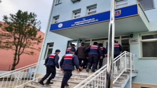 Balıkesirde FETÖ/PDY operasyonunda 4 kişi yakalandı