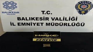 Balıkesirde şüpheli şahıslara uygulama: 4 şahıs tutuklandı