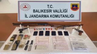 Balıkesirde tefecilik yapan suç örgütü çökertildi