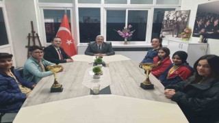 Başarılı öğrenciler, floor curling müsabakalarında Aydını temsil edecek