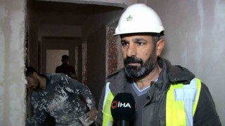 Başka şehirlerden gelerek depremzedeler için gece gündüz çalışıyorlar