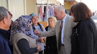 Başkan Adayı Koca, Depremzede Vatandaşları Ziyaret Etti