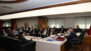 Başkan Büyükkılıç, teknik ekibiyle Kartal Kavşağı Projesini masaya yatırdı