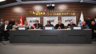 Başkan Büyükkılıç: “Yüzyılın afeti, yüzyılın dayanışmasına dönüştü”