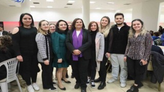 Başkan Çerçioğlu KPSSye hazırlanan gençlerle buluştu