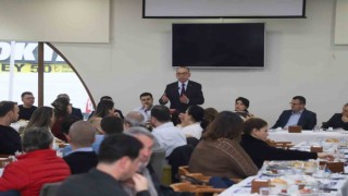 Başkan Çetin akın memurlarla kahvaltıda buluştu