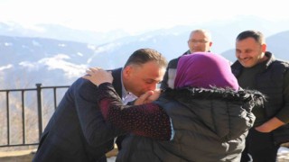 Başkan Koçhan seçim çalışmalarına Eren Bülbülün mezarını ziyaret ederek başladı