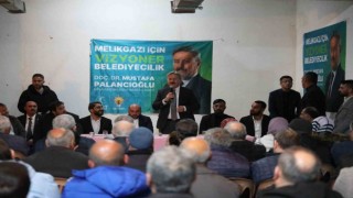 Başkan Palancıoğlu, 5 yılda yaptığı hizmetleri Battalgazi Mahalle halkı ile paylaştı