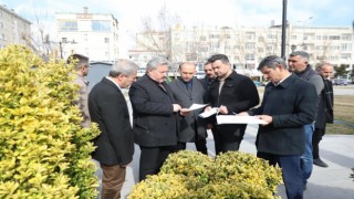 Başkan Palancıoğlu: “Şehir merkezine nefes olacak parkımızda peyzaj çalışmaları başladı”