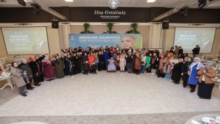 Başkan Sandıkçı: “2 bin adet çanta ve kırtasiye setini öğrencilerimize sıralarında teslim ettik”