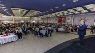 Başkan Seçer, kurs merkezlerinde eğitim gören öğrencilerin aileleriyle buluştu