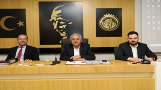 Başkan Zeybek: “Meclis üyelerimizler çok uyumlu bir çalışma gerçekleştirdik”
