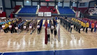 Basketbol grup müsabakaları Düzcede başladı