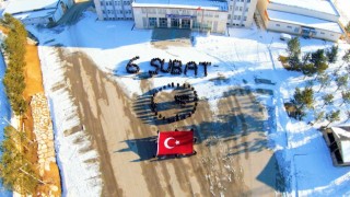 Bayburt POMEMden duygulandıran 6 Şubat koreografisi: Unutmadık, Unutturmayacağız