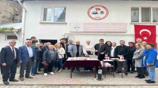 Berat kandili için 500 kişilik helva dağıttılar