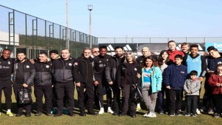 Beşiktaş, bugünkü antrenmanda özel misafirlerini ağırladı