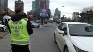 Beşiktaşta yayalara yol vermeyen sürücülere ceza yağdı