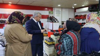 Beyazgül esnafla buluştu