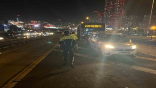 Beylikdüzünde arıza yapan metrobüsün şoförüne, karşı yönden gelen metrobüs çarptı