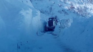 Bingölde yüksek rakımlı bölgelerde kar kalınlığı 6 metreyi buldu