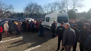 Boğaz ağrısı şikayetiyle gittiği hastanede kalbi duran adliye katibi hayatını kaybetti