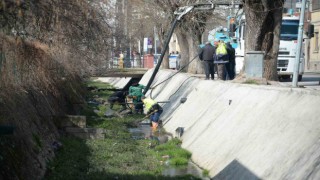 Bozüyükte kanal temizliği