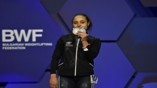 Burcu Alıcıdan iki bronz madalya