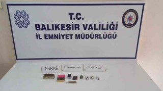 Burhaniyede polisin operasyonları sürüyor