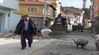 Burhaniyede yol sevinci