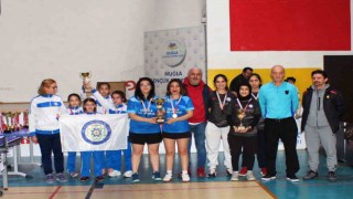 Büyükşehir Masa Tenisi sporcularından 8 madalya