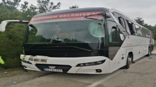Çanakkalede tur otobüsü ile midibüs çarpıştı