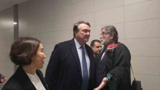 Çarşı davasına izleyici olarak katılan BJK Başkanı Hasan Arat: İnşallah bir an önce biter