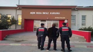 Çeşitli suçlardan aranan şahıs Sökede yakalandı