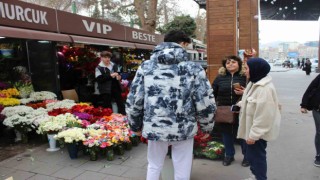 Çiçekçilerde 14 Şubat yoğunluğu başladı