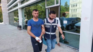 Cinayetten yargılanan sanık: Bıçağın üzerine atlayınca bıçak saplandı, ben öldürmedim