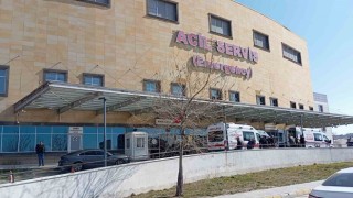 Çorumda 17 yaşındaki çocuk araç içinde ölü bulundu