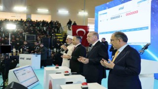 Cumhurbaşkanı Erdoğan, Şanlıurfada afet konutları dağıtım törenine katıldı