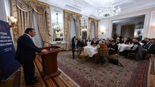 Cumhurbaşkanı Yardımcısı Yılmaz, Londrada Türk toplum ve iş dünyası temsilcileriyle buluştu