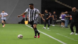 Deniz Kadah: “Futbolu bırakmayı düşündüm”