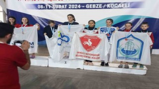 Denizli Büyükşehrin sporcuları kış şampiyonasından derecelerle döndü