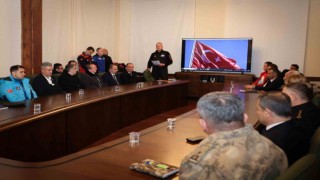 Deprem bölgesinde yapılan çalışmalar masaya yatırıldı