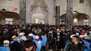 Depremde vefat edenler için Gaziantepte Mevlid-i Şerif okutuldu
